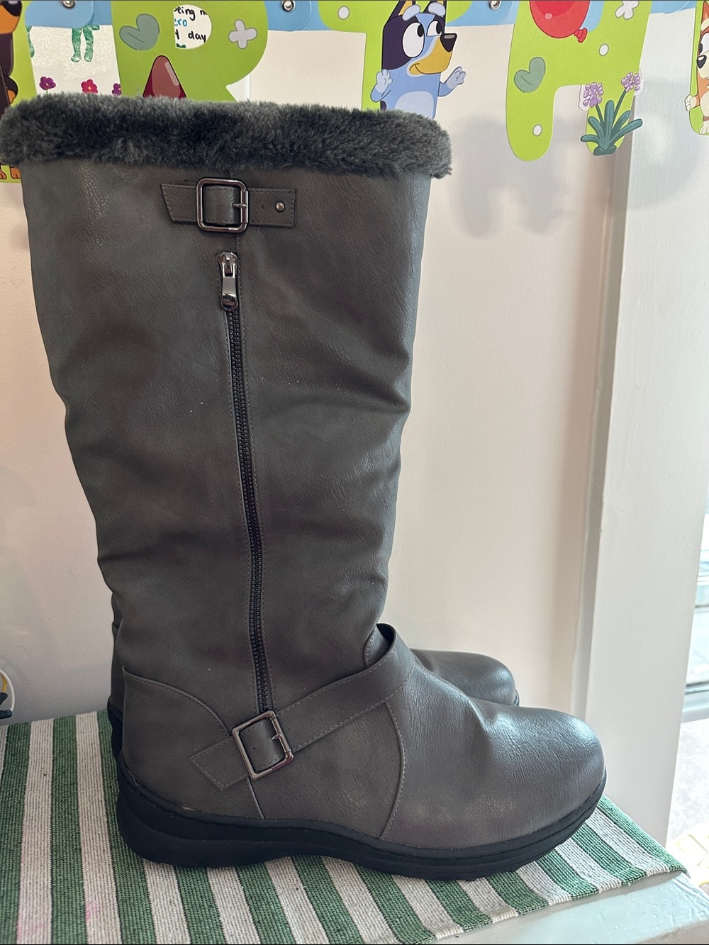 Dream Pairs Gray Faux-Fur Cuff Mid-Calf Winter Boots with Buckle